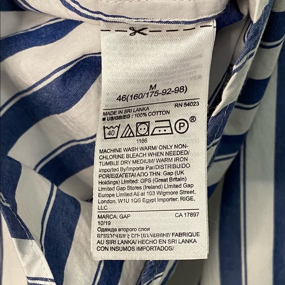 🌿GAP🌿 Striped Button Down Blouse - Picture 4 of 4